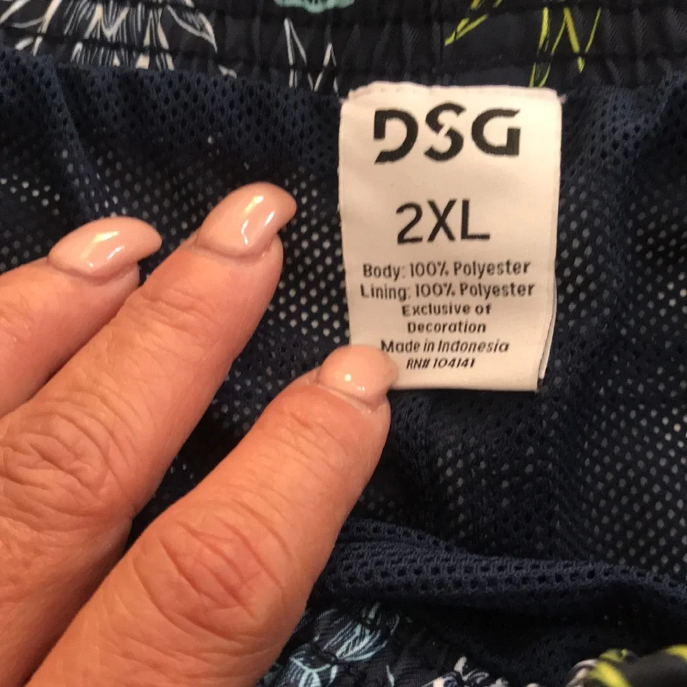 DSG men’s lifestyle short university navy pineapple NWT‎ size 2XL